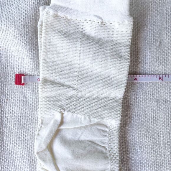 NWT Early 2000s American Apparel White Mesh Nylon Ankle Socks - Fishnet Low-Cut - Picture 4 of 4